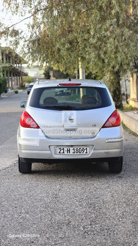 Nissan Tiida 2012