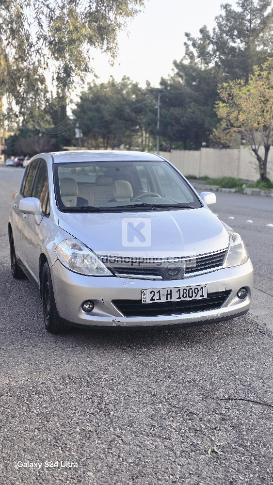 Nissan Tiida 2012
