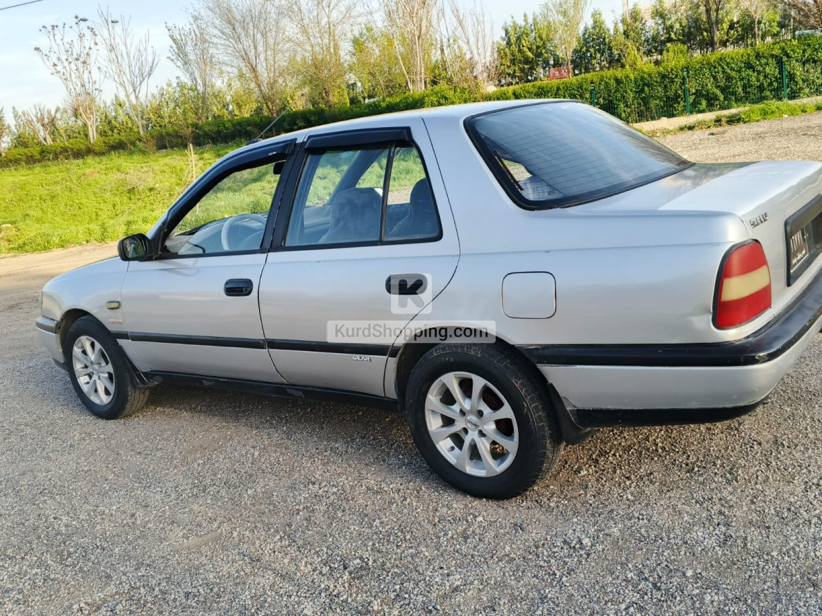 Nissan Sunny 1991