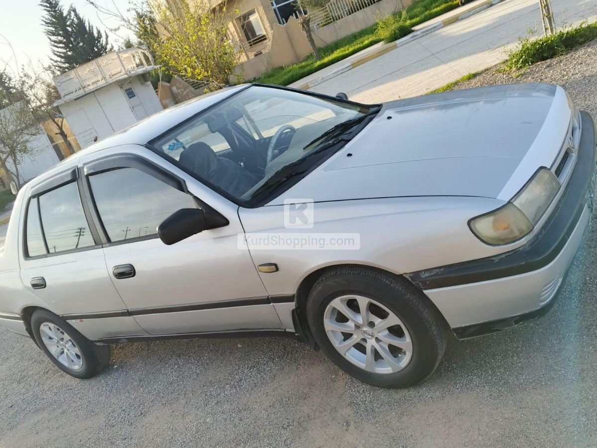 Nissan Sunny 1991