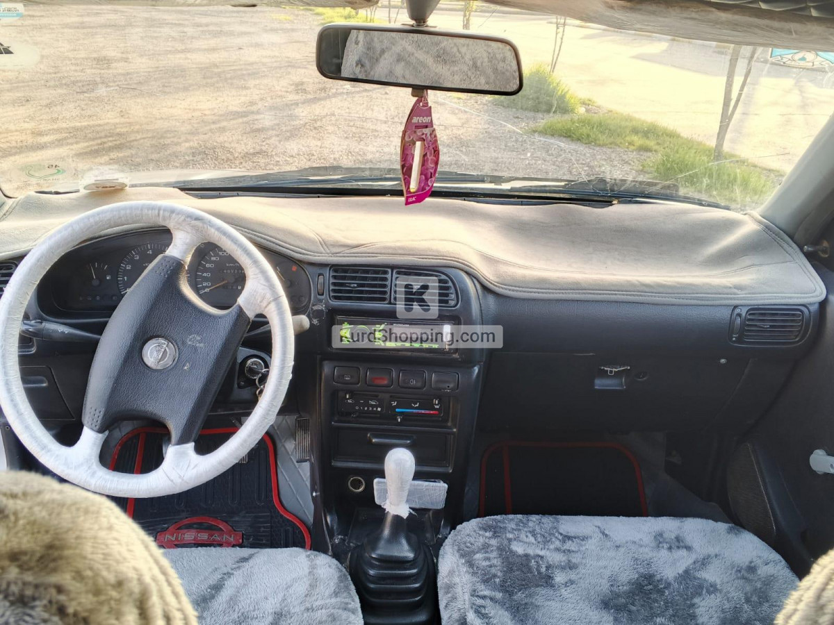 Nissan Sunny 1991