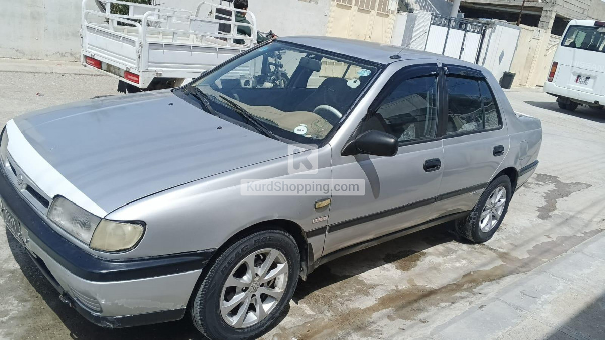 Nissan Sunny 1991