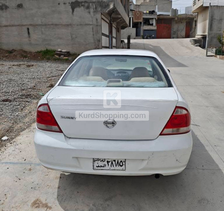 Nissan Sunny 2008
