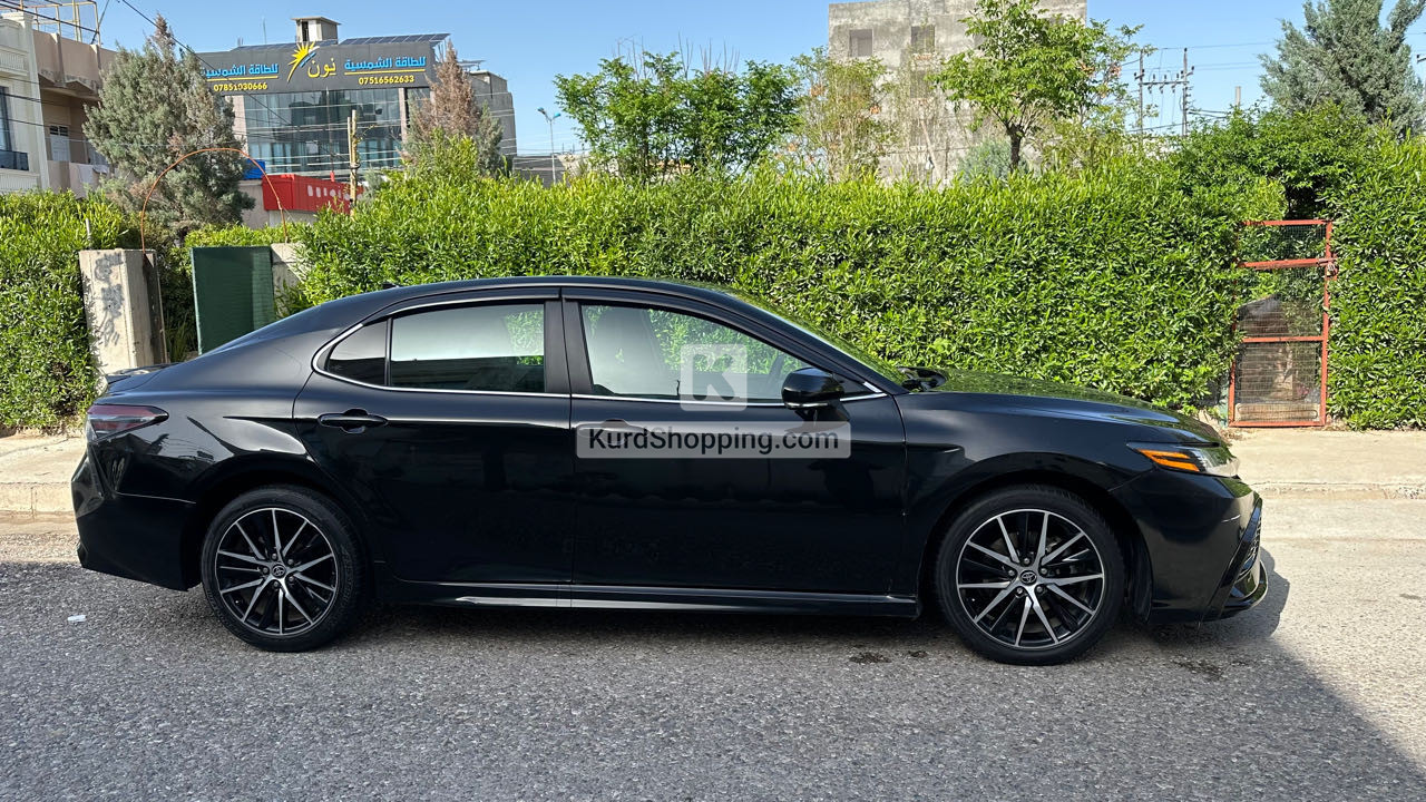 Toyota Camry 2023
