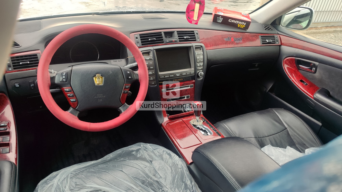 Toyota Super Crown 2005