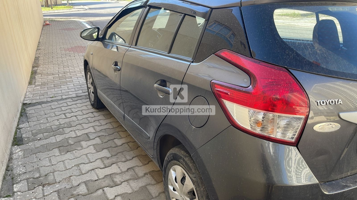 Toyota Yaris 2015