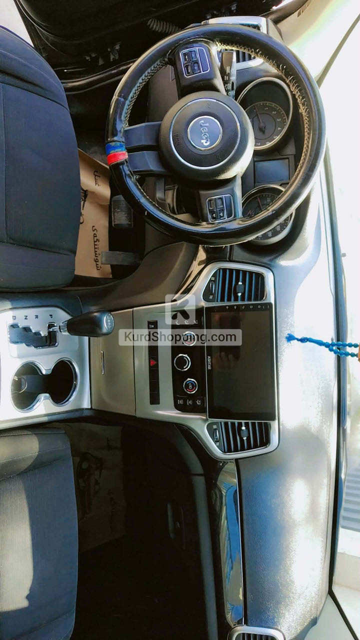 JEEP Laredo 2011