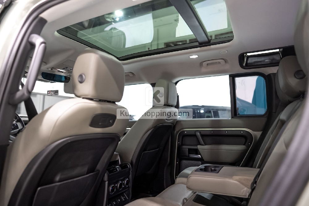 Land Rover Defender 2021