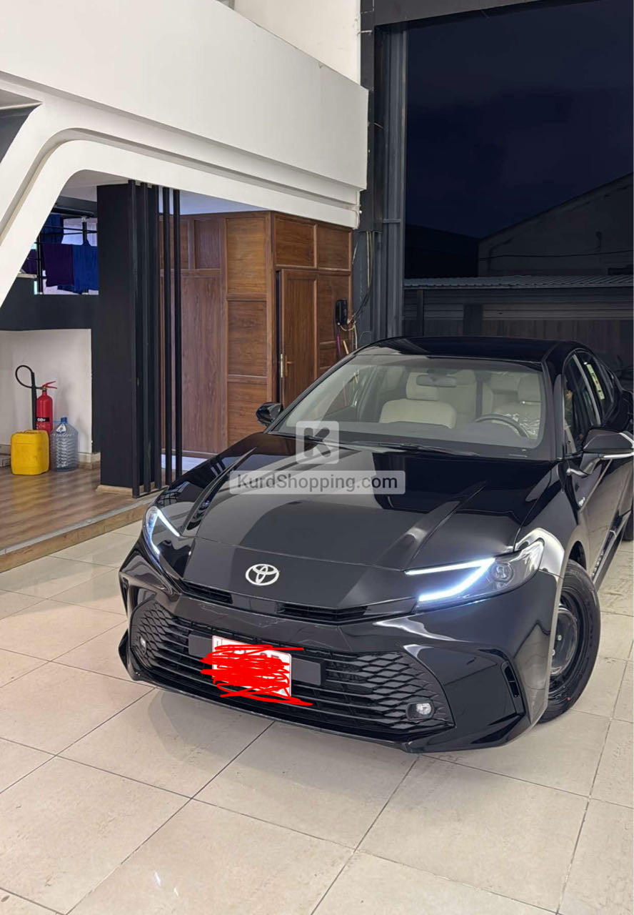 Toyota Camry 2025