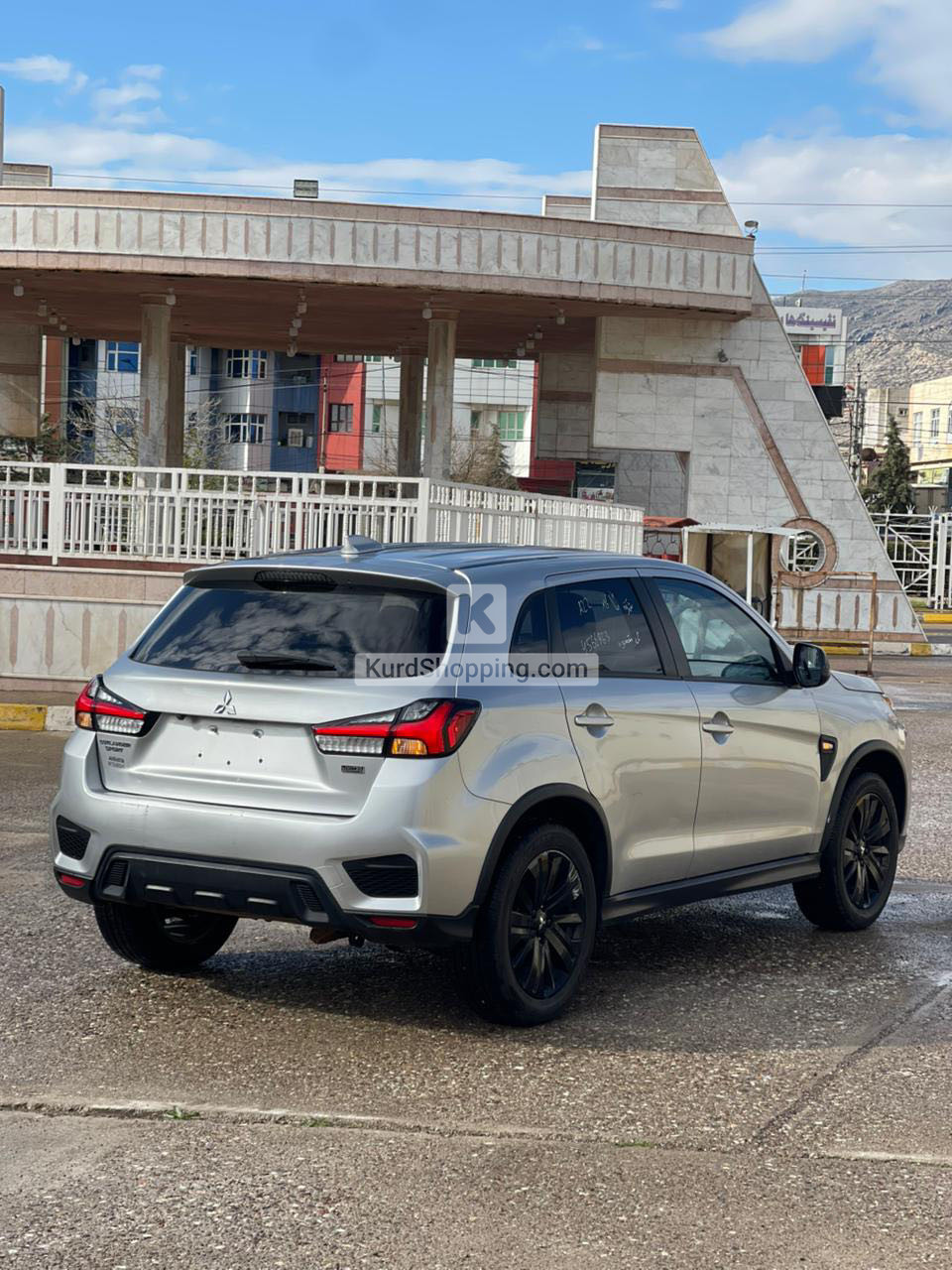 Mitsubishi Outlander 2024