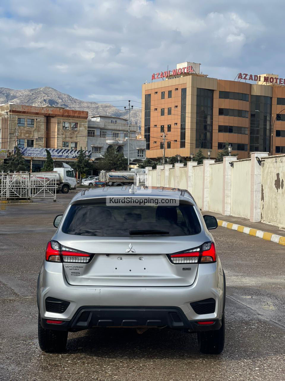 Mitsubishi Outlander 2024