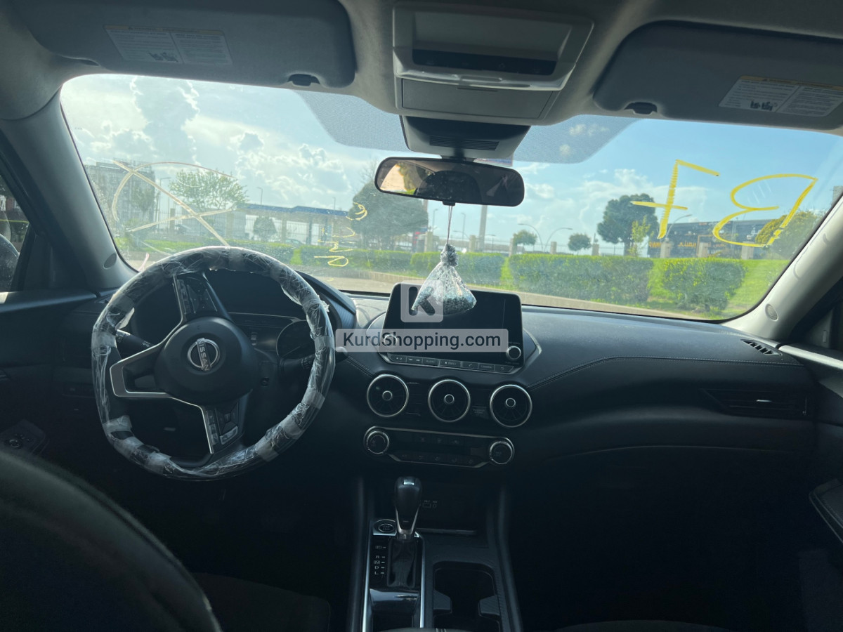 Nissan Sentra 2024