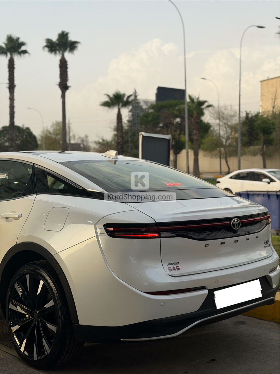 Toyota Crown 2023 SAS Hybrid Clean