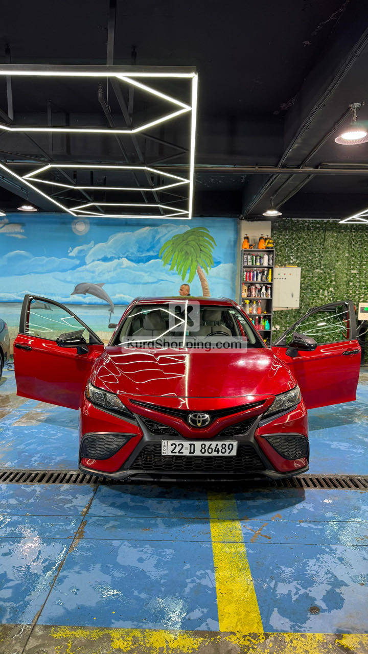 Toyota Camry 2021