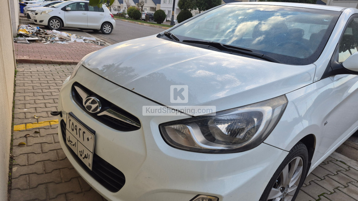 Hyundai Accent 2012