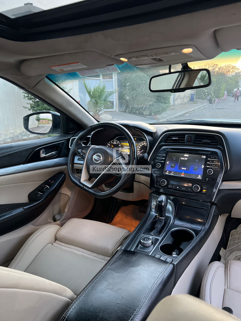 Nissan Maxima 2016