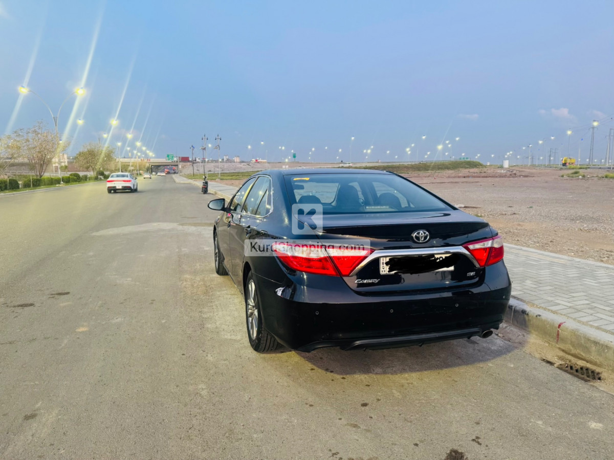 Toyota Camry 2017