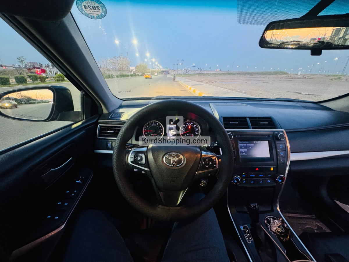 Toyota Camry 2017