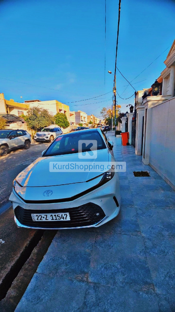Toyota Camry 2025