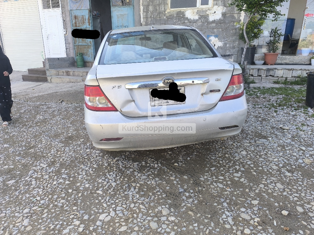 BYD F 0 2013