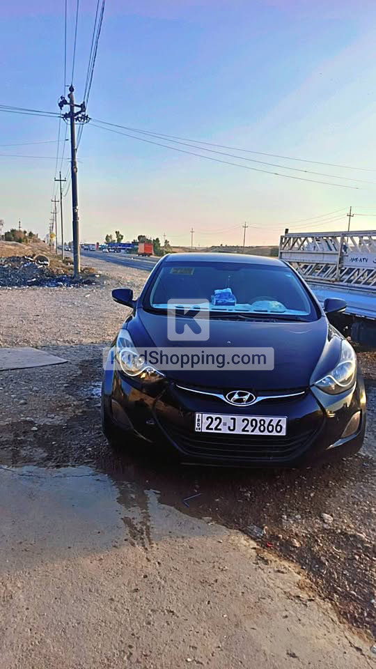 Hyundai Elantra 2012