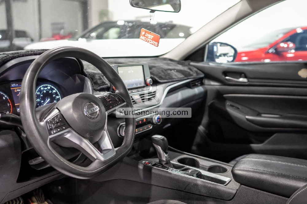 Nissan Altima 2022