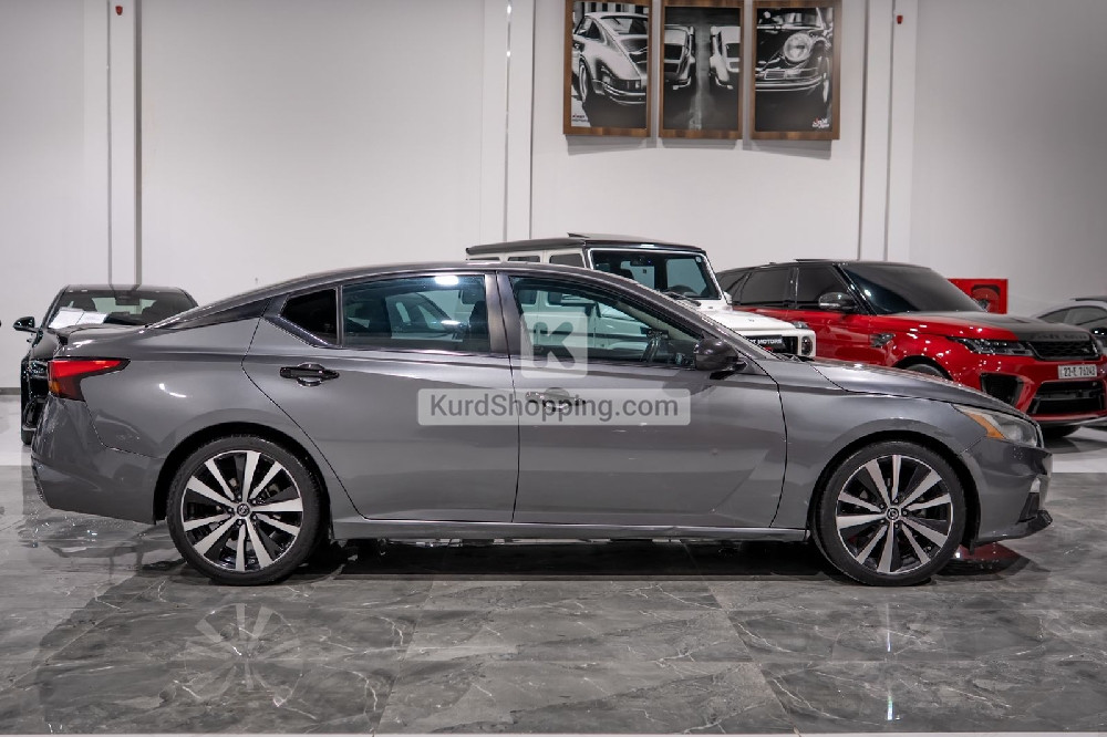 Nissan Altima 2022