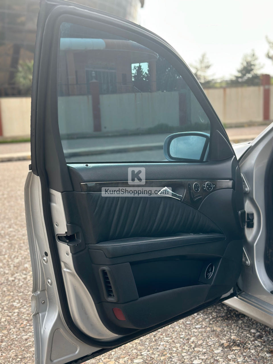Mercedes Benz 320 2003