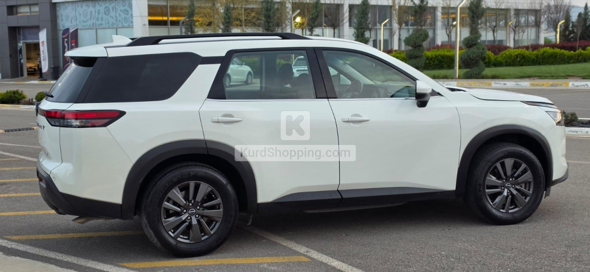Nissan Pathfinder 2022