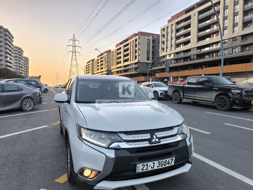 Mitsubishi Outlander 2020