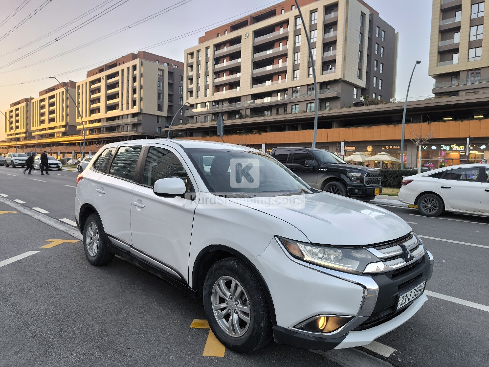 Mitsubishi Outlander 2020