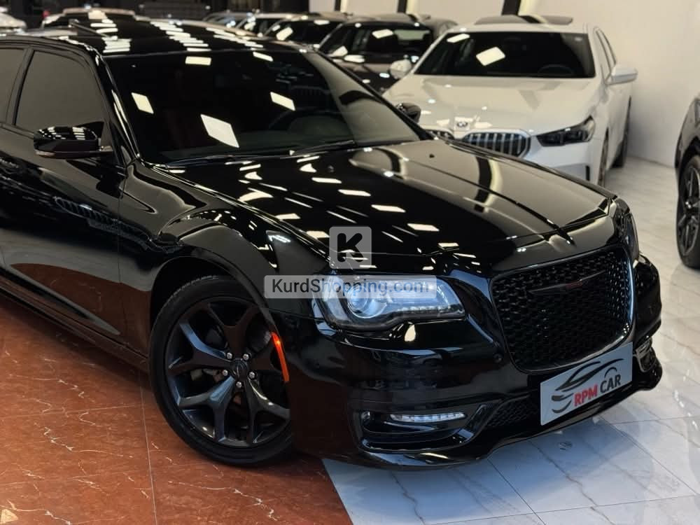Chrysler 300S 2021