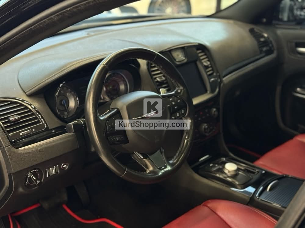 Chrysler 300S 2021