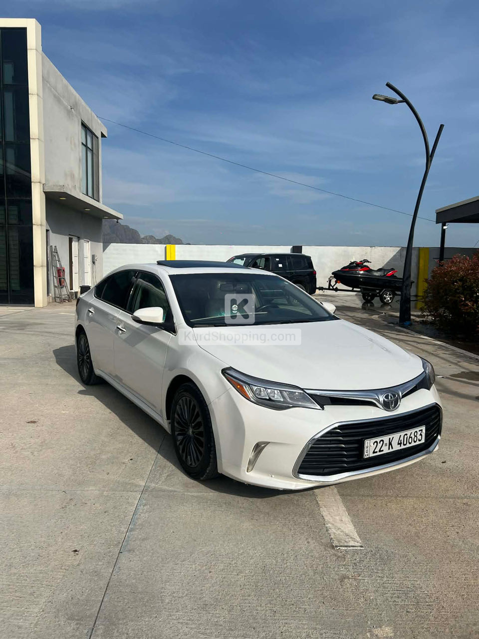 Toyota Avalon 2016