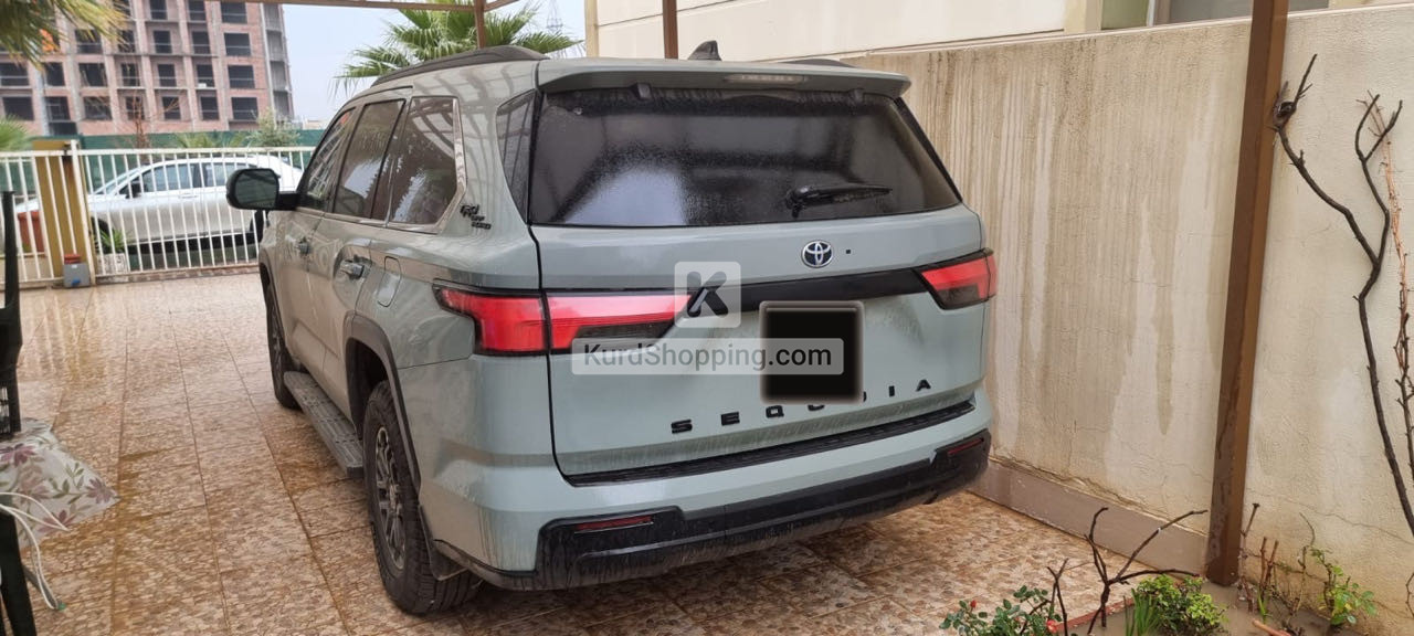Toyota sequoia 2023