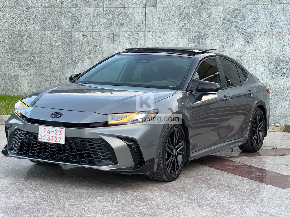 Toyota Camry 2025