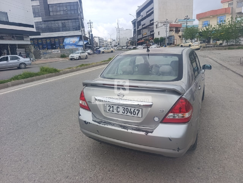 Nissan Tiida 2008