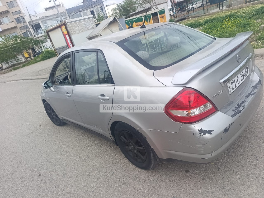 Nissan Tiida 2008