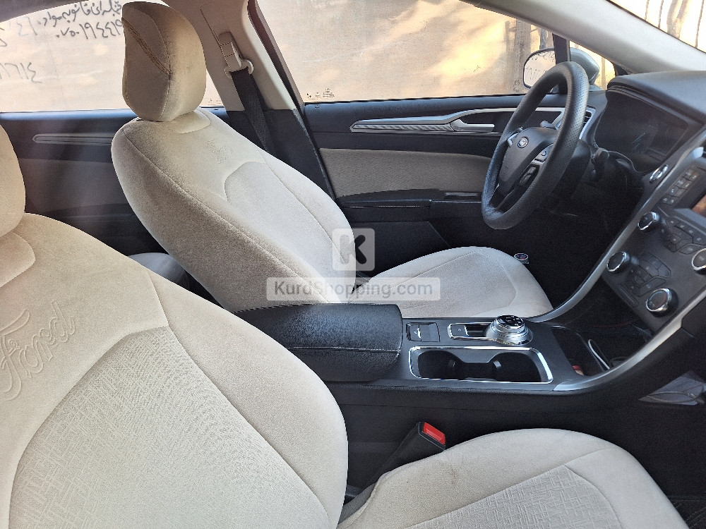 Ford Fusion 2020