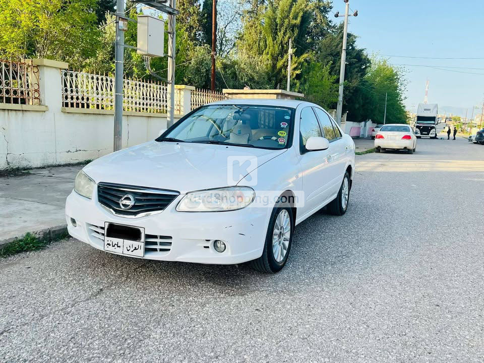 Nissan Sunny 2010