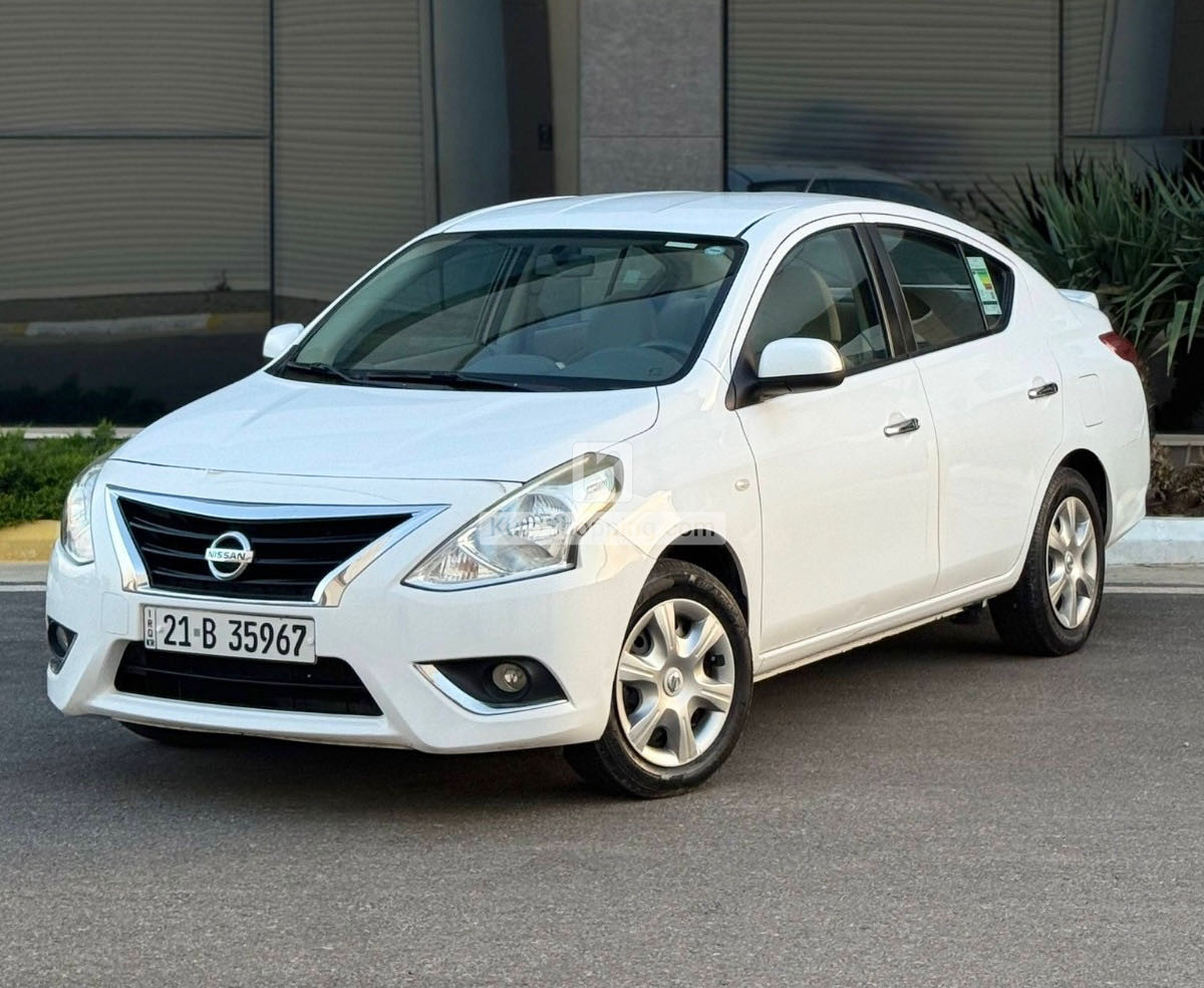 Nissan Sunny 2020
