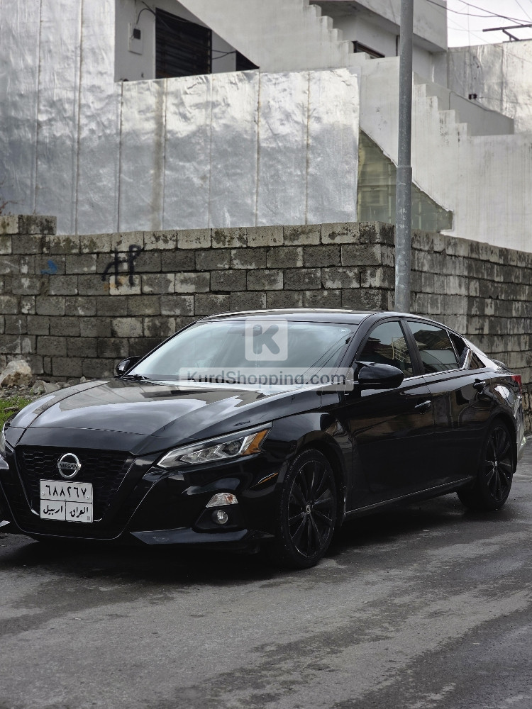 Nissan Altima 2020