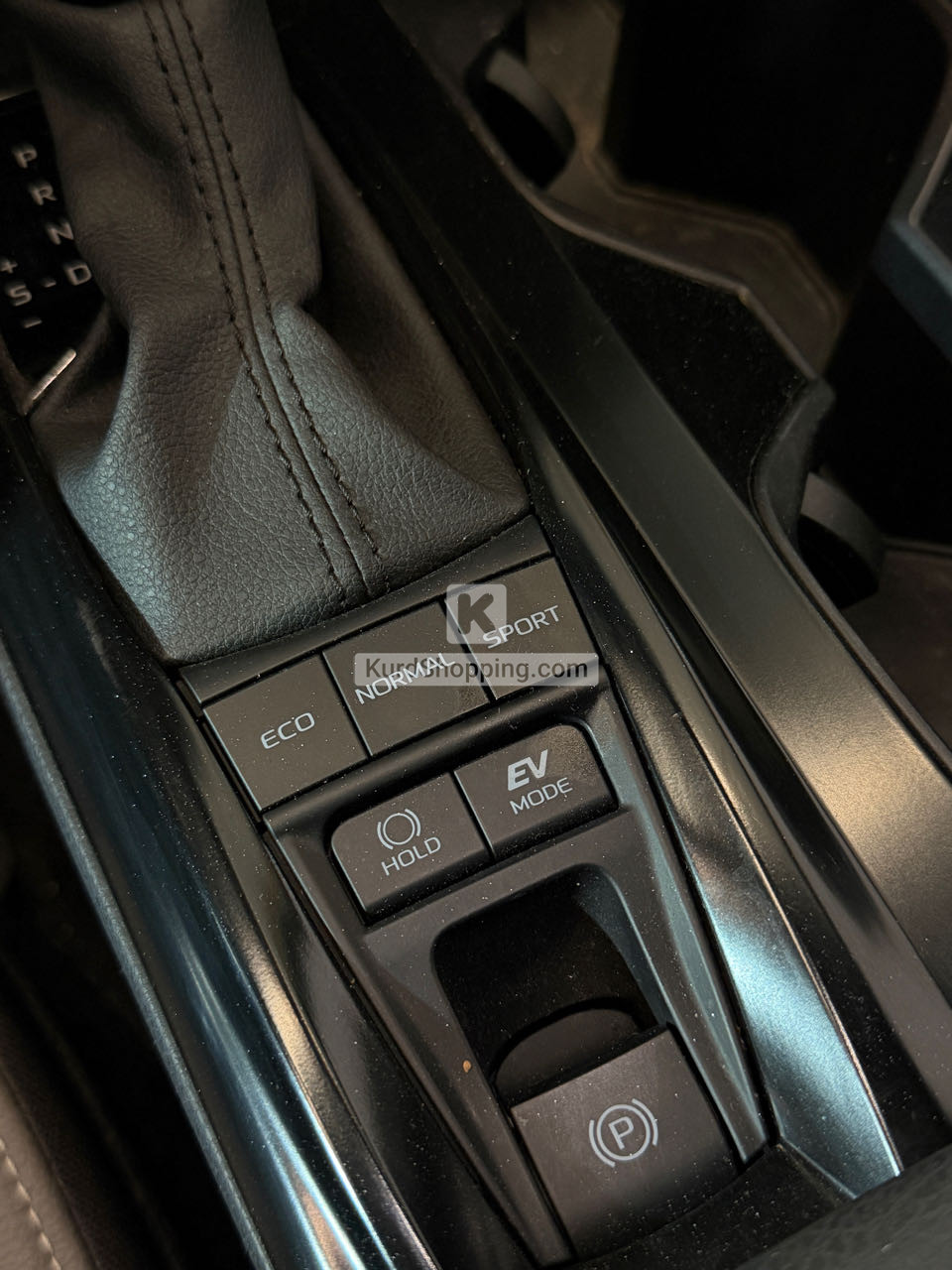 Toyota Camry 2025