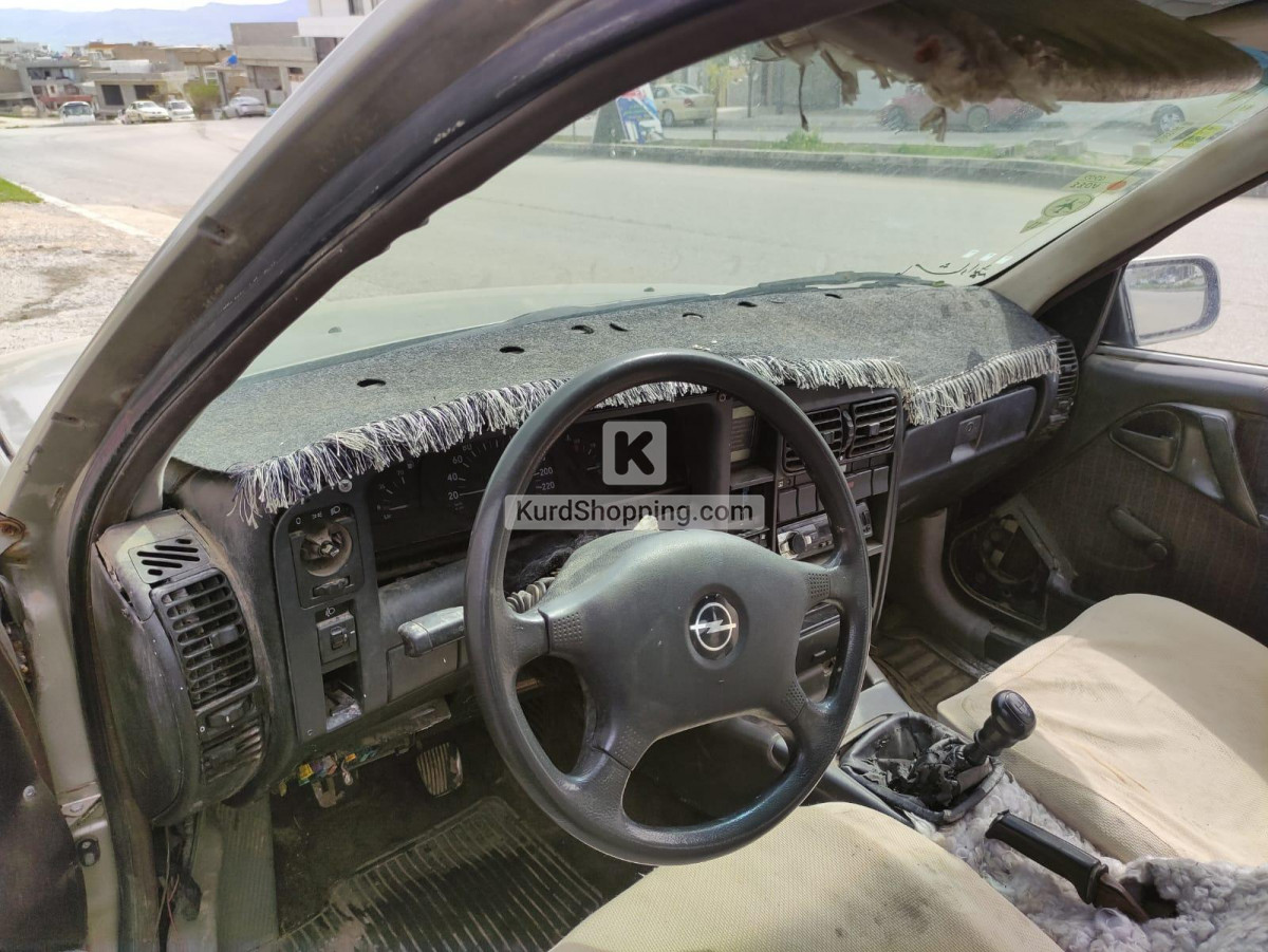 Opel Omega 1989