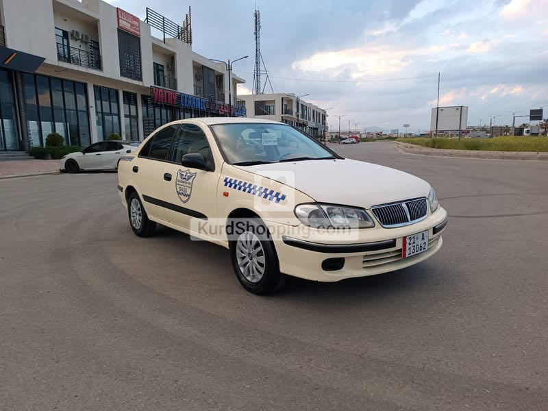 تەکسی نیسان سەنی ٢٠٠٢