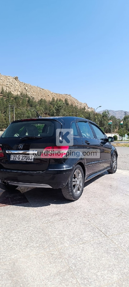 Mercedes Benz B-Class 2011