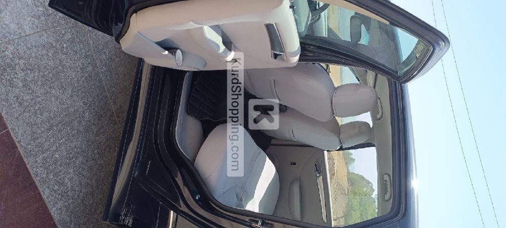 Mercedes Benz B-Class 2011
