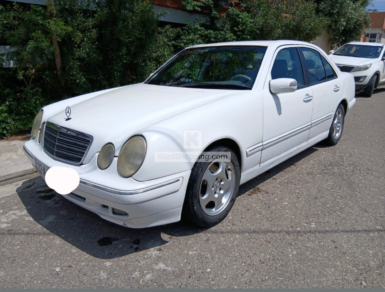 Mercedes Benz E-Class 1995
