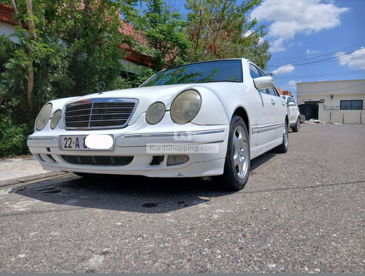 Mercedes Benz E-Class 1995