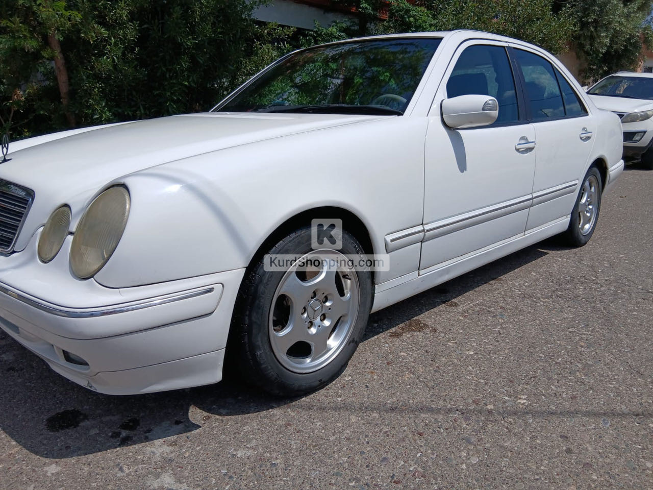 Mercedes Benz E-Class 1995
